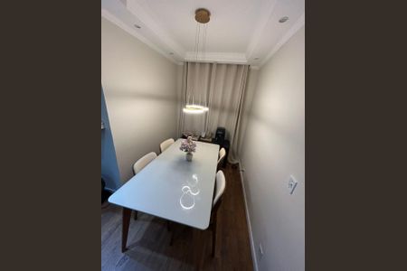 Sala de apartamento para alugar com 2 quartos, 80m² em Jardim Monte Santo, Cotia