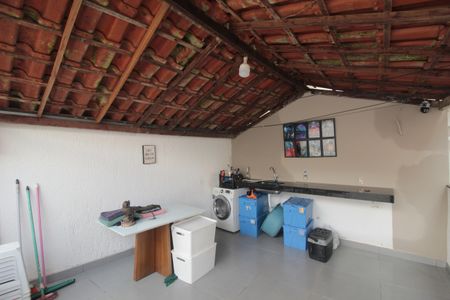 Casa à venda com 107m², 2 quartos e sem vagaÁrea de Serviço