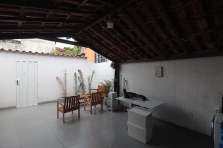 Casa à venda com 107m², 2 quartos e sem vagaÁrea de Serviço