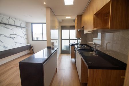 Apartamento à venda com 55m², 2 quartos e 1 vaga Apartamento à venda com 55m², 2 quartos e 1 vagaCozinha