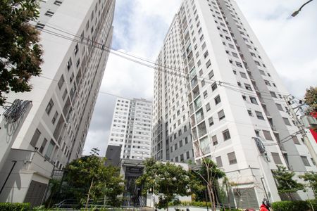 Apartamento à venda com 55m², 2 quartos e 1 vaga Apartamento à venda com 55m², 2 quartos e 1 vagaFachada do Prédio