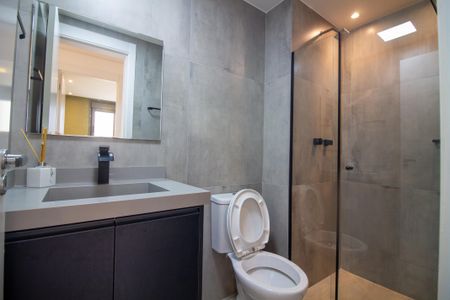 Apartamento à venda com 55m², 2 quartos e 1 vaga Apartamento à venda com 55m², 2 quartos e 1 vagaBanheiro