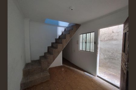 Sala  de casa para alugar com 3 quartos, 70m² em Parque Bristol, São Paulo