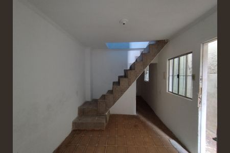 Sala  de casa para alugar com 3 quartos, 70m² em Parque Bristol, São Paulo