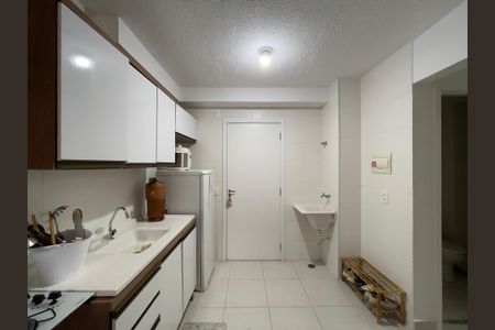 Apartamento para alugar com 33m², 2 quartos e sem vaga Apartamento para alugar com 33m², 2 quartos e sem vagaSala/Cozinha/Área de Serviço