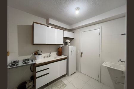 Apartamento para alugar com 33m², 2 quartos e sem vaga Apartamento para alugar com 33m², 2 quartos e sem vagaSala/Cozinha/Área de Serviço