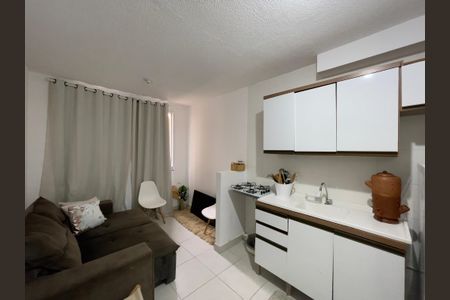 Sala/Cozinha/Área de Serviço  de apartamento para alugar com 2 quartos, 33m² em Fazenda Aricanduva, São Paulo