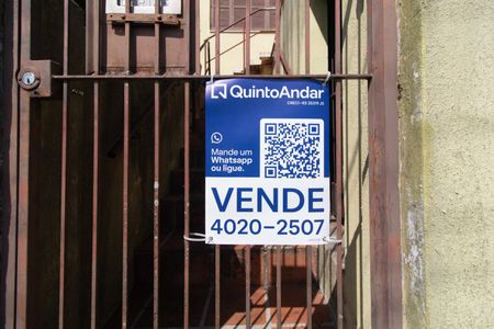 Casa à venda com 208m², 2 quartos e 2 vagasPlaca