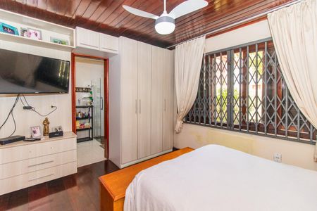 Casa à venda com 208m², 2 quartos e 2 vagasQuarto 1