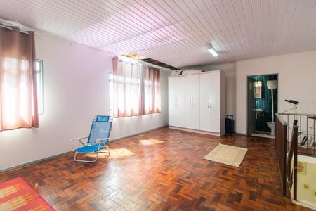 Casa à venda com 208m², 2 quartos e 2 vagasQuarto -  Casa 2