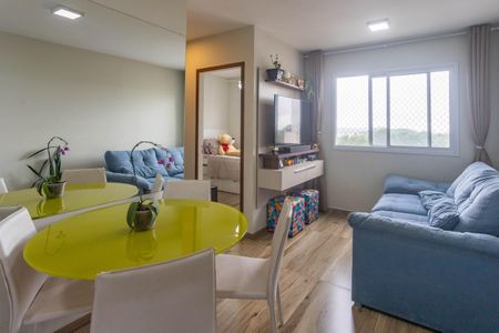 Sala  de apartamento para alugar com 2 quartos, 41m² em Campanário, Diadema