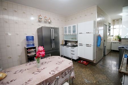 Apartamento à venda com 109m², 3 quartos e 2 vagasCozinha