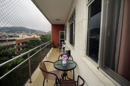 Apartamento à venda com 109m², 3 quartos e 2 vagasVaranda da Sala