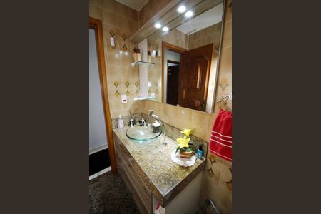 Apartamento à venda com 109m², 3 quartos e 2 vagasBanheiro Social