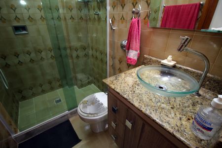 Apartamento à venda com 109m², 3 quartos e 2 vagasBanheiro da Suíte