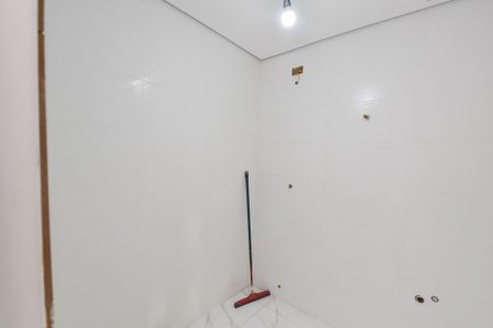 Casa para alugar com 65m², 1 quarto e 3 vagasBanheiro da suíte