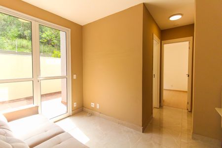Apartamento para alugar com 66m², 2 quartos e 1 vaga Apartamento para alugar com 66m², 2 quartos e 1 vagaSala