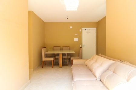 Sala de apartamento para alugar com 2 quartos, 66m² em Artur Alvim, São Paulo