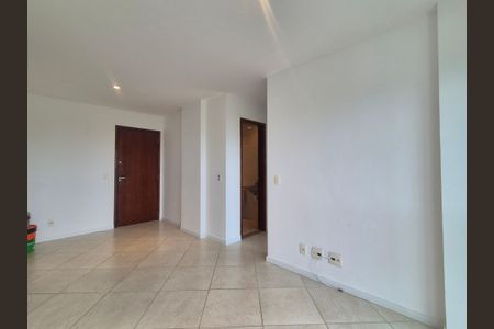 Apartamento para alugar com 81m², 2 quartos e 1 vagaSala 