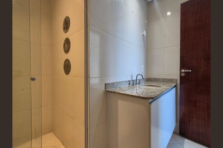 Apartamento para alugar com 81m², 2 quartos e 1 vagaBanheiro 