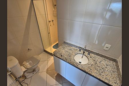 Apartamento para alugar com 81m², 2 quartos e 1 vagaBanheiro 