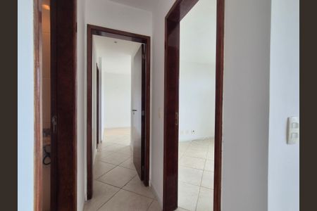 Apartamento para alugar com 81m², 2 quartos e 1 vagaCorredor 