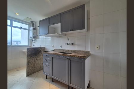 Apartamento para alugar com 81m², 2 quartos e 1 vagaCozinha 