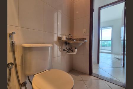 Apartamento para alugar com 81m², 2 quartos e 1 vagaBanheiro social 