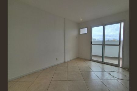 Apartamento para alugar com 81m², 2 quartos e 1 vagaSuíte 