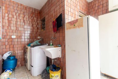 Casa à venda com 207m², 5 quartos e 4 vagas Casa à venda com 207m², 5 quartos e 4 vagasÁrea de Serviço 2