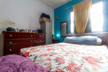 Casa à venda com 207m², 5 quartos e 4 vagas Casa à venda com 207m², 5 quartos e 4 vagasQuarto 3