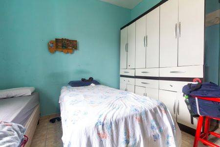 Casa à venda com 207m², 5 quartos e 4 vagas Casa à venda com 207m², 5 quartos e 4 vagasQuarto 4