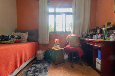 Casa à venda com 207m², 5 quartos e 4 vagas Casa à venda com 207m², 5 quartos e 4 vagasQuarto 1