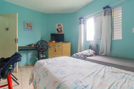 Casa à venda com 207m², 5 quartos e 4 vagas Casa à venda com 207m², 5 quartos e 4 vagasQuarto 4