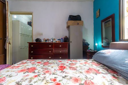 Casa à venda com 207m², 5 quartos e 4 vagas Casa à venda com 207m², 5 quartos e 4 vagasQuarto 3