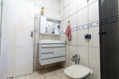 Casa à venda com 207m², 5 quartos e 4 vagas Casa à venda com 207m², 5 quartos e 4 vagasBanheiro 2