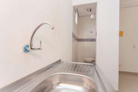 Cozinha de casa para alugar com 1 quarto, 40m² em Jardim Malia Ii, São Paulo