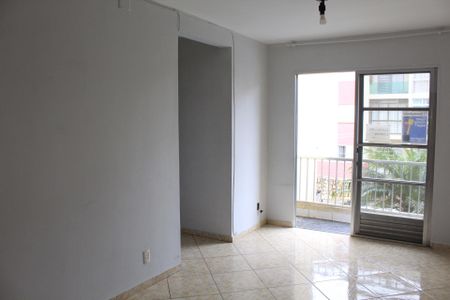 Sala de apartamento para alugar com 3 quartos, 60m² em Granja Viana Ii, Cotia