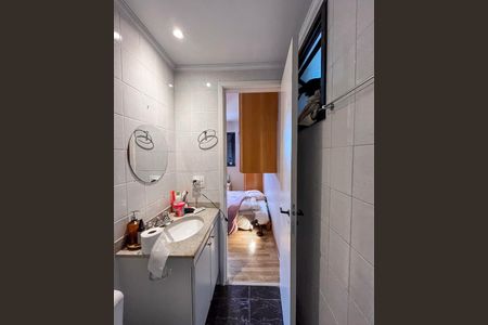 Apartamento à venda com 78m², 2 quartos e 1 vagaBanheiro da Suíte