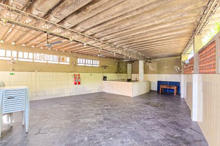 Apartamento à venda com 50m², 2 quartos e 1 vaga Apartamento à venda com 50m², 2 quartos e 1 vagaÁrea comum - Salão de festas