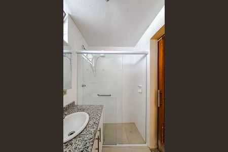 Apartamento para alugar com 71m², 2 quartos e 1 vagaBanheiro