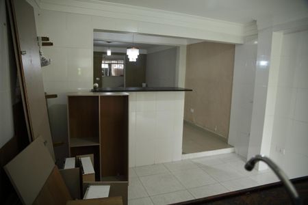 Casa à venda com 189m², 3 quartos e 2 vagasCozinha 