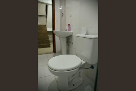 Casa à venda com 189m², 3 quartos e 2 vagasBanheiro/Lavabo da Sala 