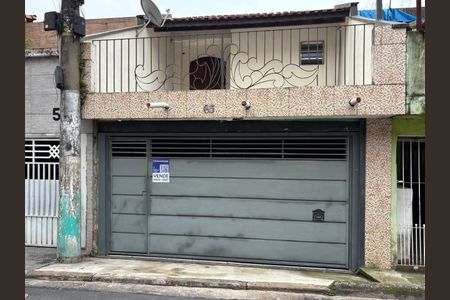 Casa à venda com 189m², 3 quartos e 2 vagasFachada 