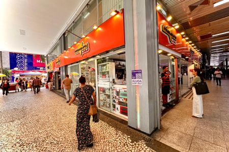 Apartamento para alugar com 68m², 1 quarto e sem vaga