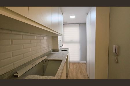 Apartamento à venda com 59m², 2 quartos e 1 vaga Apartamento à venda com 59m², 2 quartos e 1 vagaCozinha e Área de Serviço