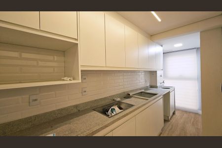 Apartamento à venda com 59m², 2 quartos e 1 vaga Apartamento à venda com 59m², 2 quartos e 1 vagaCozinha e Área de Serviço