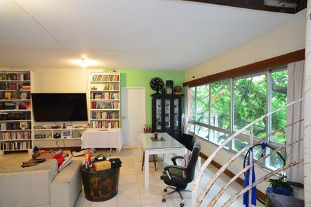 Apartamento à venda com 359m², 6 quartos e 3 vagasCozinha