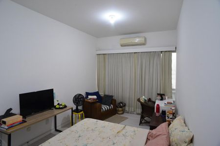 Apartamento à venda com 359m², 6 quartos e 3 vagasSuíte