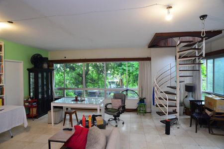 Apartamento à venda com 359m², 6 quartos e 3 vagasCozinha